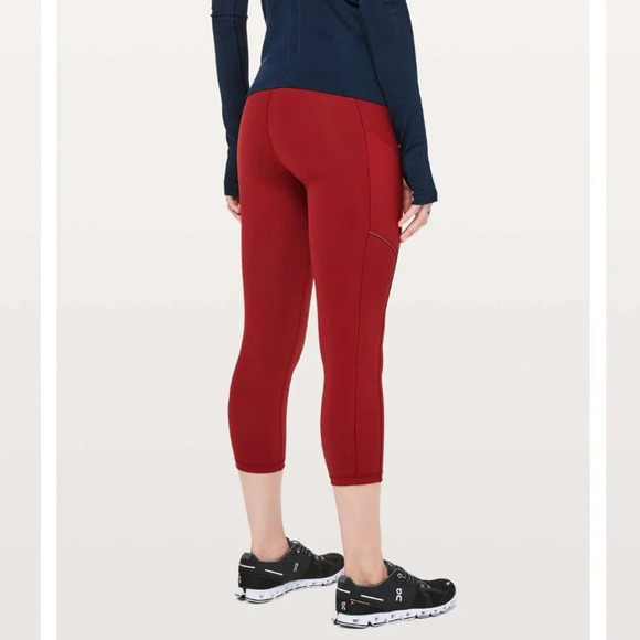 Lululemon Speed Up Tight 21" Crop Size 2 Sport Red zippered pockets reflective - Picture 2 of 9